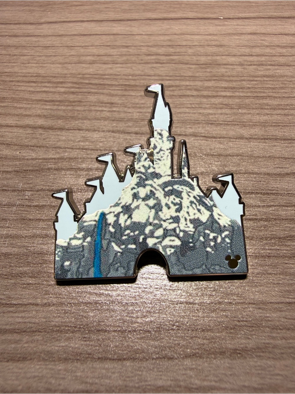 Disney Pins Matterhorn Bobsled DLR Hidden Disney Series 2026 Wave A: Castles